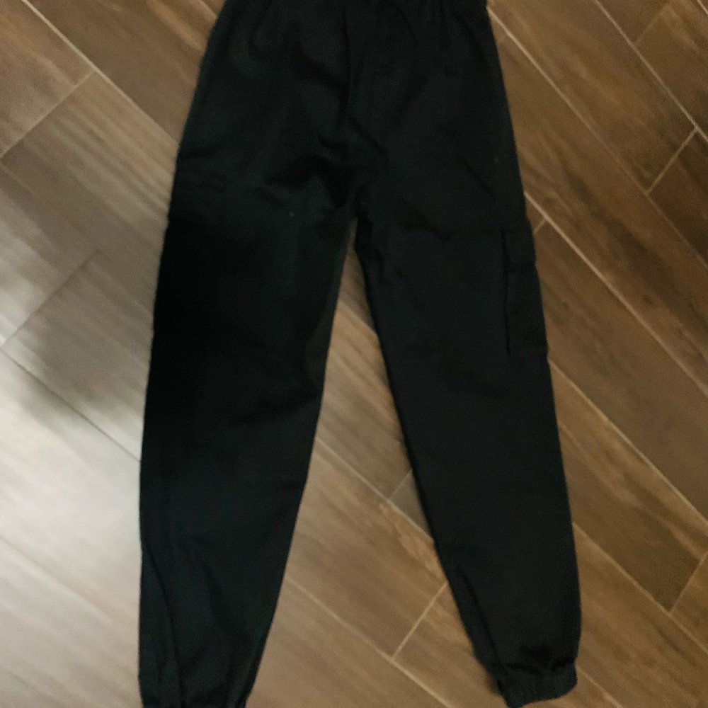 Black cotton cargo high waisted joggers